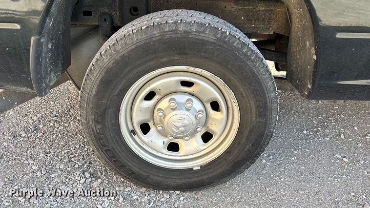 image for item ED2401 2017 RAM 2500 pickup truck