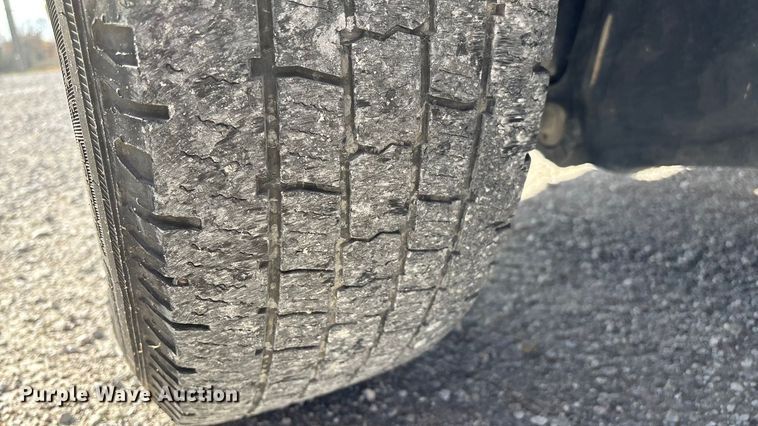 image for item ED2401 2017 RAM 2500 pickup truck