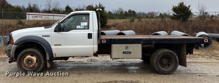 image for item ED2407 2006 Ford F550 XL Super Duty flatbed truck