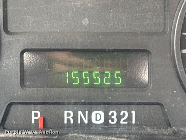 image for item ED2407 2006 Ford F550 XL Super Duty flatbed truck