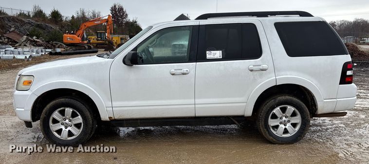 image for item ED2410 2010 Ford Explorer SUV