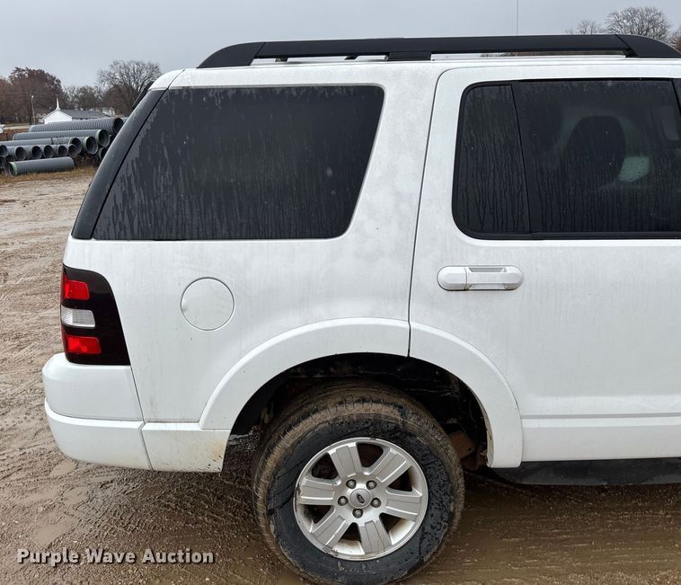 image for item ED2410 2010 Ford Explorer SUV