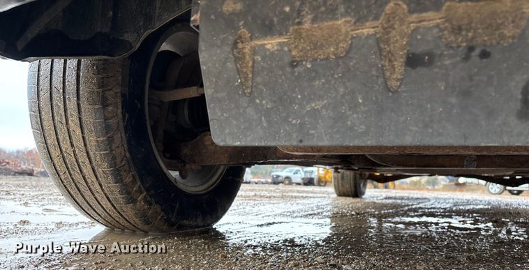 image for item ED2410 2010 Ford Explorer SUV