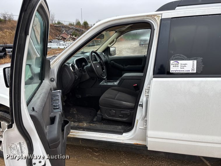 image for item ED2410 2010 Ford Explorer SUV