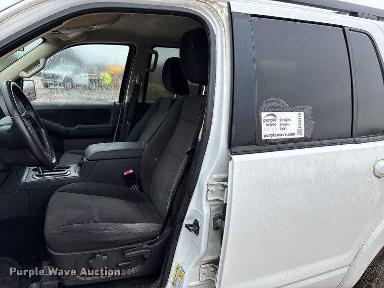 image for item ED2410 2010 Ford Explorer SUV