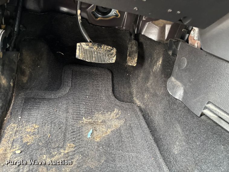 image for item ED2410 2010 Ford Explorer SUV