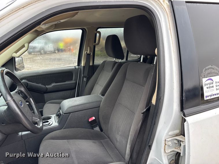 image for item ED2410 2010 Ford Explorer SUV