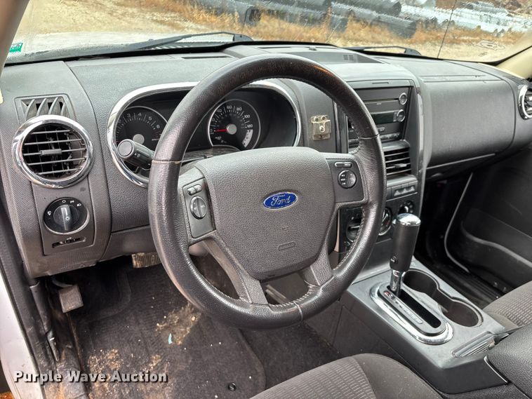 image for item ED2410 2010 Ford Explorer SUV