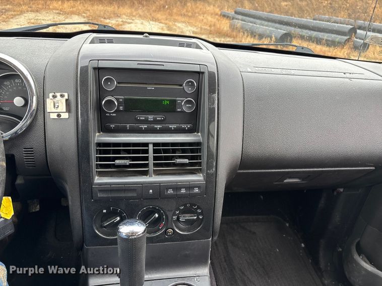 image for item ED2410 2010 Ford Explorer SUV