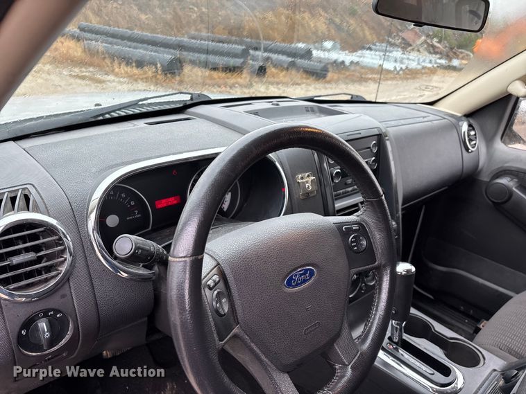 image for item ED2410 2010 Ford Explorer SUV