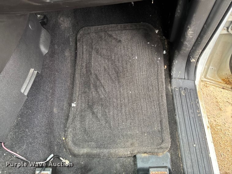 image for item ED2410 2010 Ford Explorer SUV