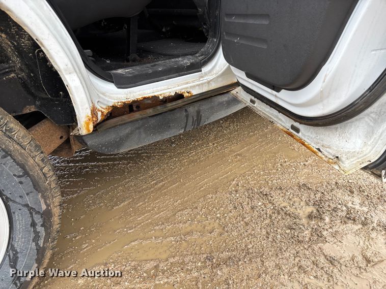 image for item ED2410 2010 Ford Explorer SUV