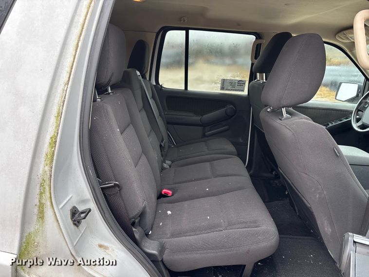 image for item ED2410 2010 Ford Explorer SUV