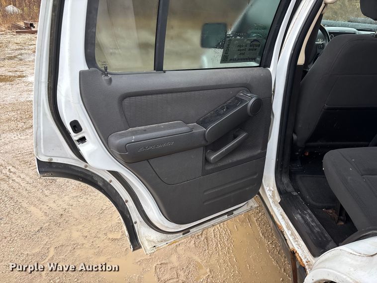 image for item ED2410 2010 Ford Explorer SUV