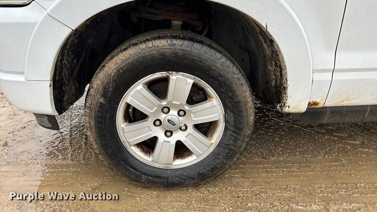 image for item ED2410 2010 Ford Explorer SUV