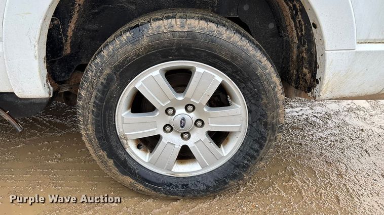 image for item ED2410 2010 Ford Explorer SUV