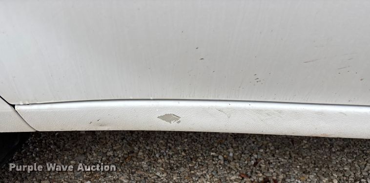 image for item ED2412 2020 Chevrolet Silverado 3500HD flatbed pickup truck