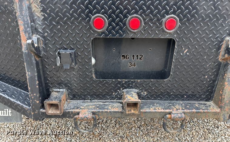 image for item ED2412 2020 Chevrolet Silverado 3500HD flatbed pickup truck