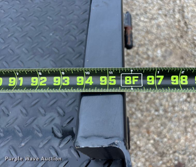 image for item ED2412 2020 Chevrolet Silverado 3500HD flatbed pickup truck