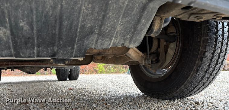 image for item ED2412 2020 Chevrolet Silverado 3500HD flatbed pickup truck