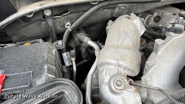 image for item ED2412 2020 Chevrolet Silverado 3500HD flatbed pickup truck