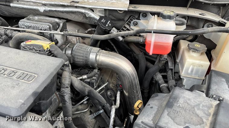 image for item ED2412 2020 Chevrolet Silverado 3500HD flatbed pickup truck