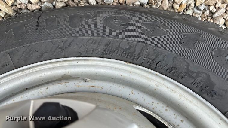 image for item ED2412 2020 Chevrolet Silverado 3500HD flatbed pickup truck