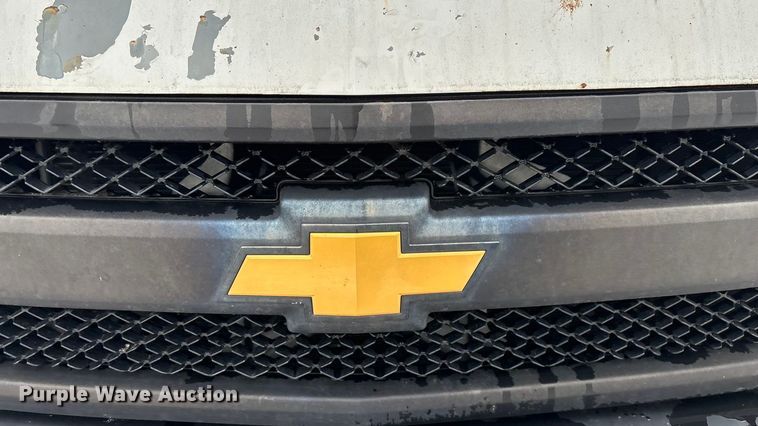 image for item ED2419 2012 Chevrolet Silverado 1500 pickup truck