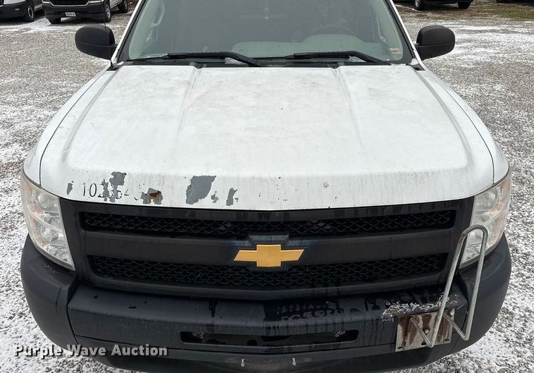 image for item ED2419 2012 Chevrolet Silverado 1500 pickup truck