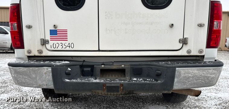 image for item ED2419 2012 Chevrolet Silverado 1500 pickup truck