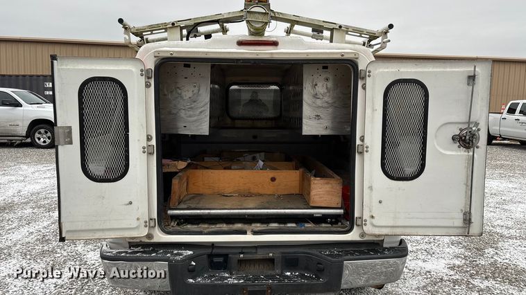 image for item ED2419 2012 Chevrolet Silverado 1500 pickup truck