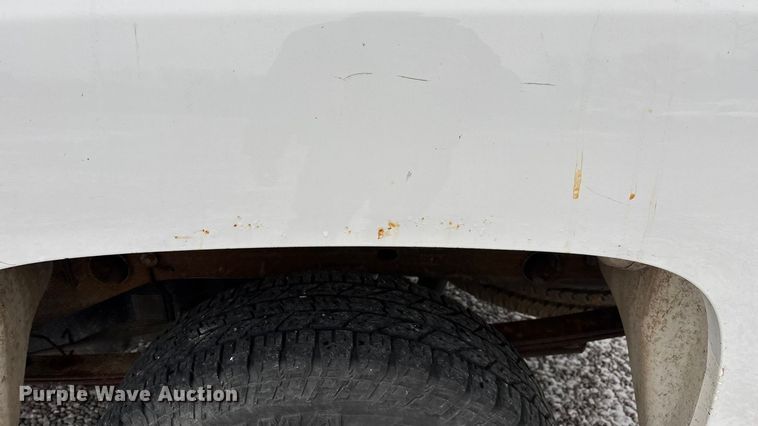 image for item ED2419 2012 Chevrolet Silverado 1500 pickup truck