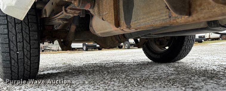 image for item ED2419 2012 Chevrolet Silverado 1500 pickup truck