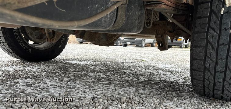 image for item ED2419 2012 Chevrolet Silverado 1500 pickup truck