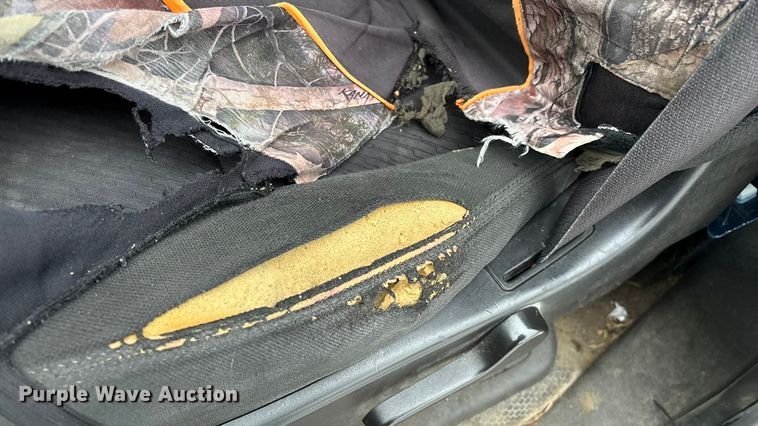 image for item ED2419 2012 Chevrolet Silverado 1500 pickup truck