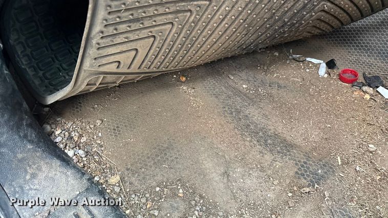 image for item ED2419 2012 Chevrolet Silverado 1500 pickup truck