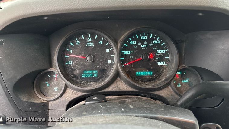 image for item ED2419 2012 Chevrolet Silverado 1500 pickup truck