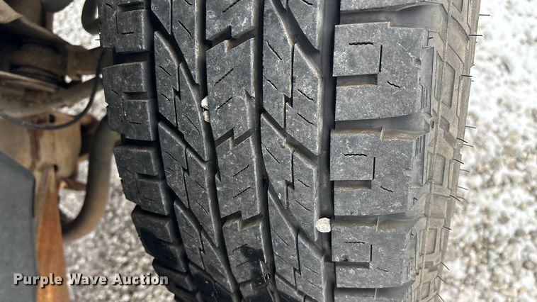 image for item ED2419 2012 Chevrolet Silverado 1500 pickup truck