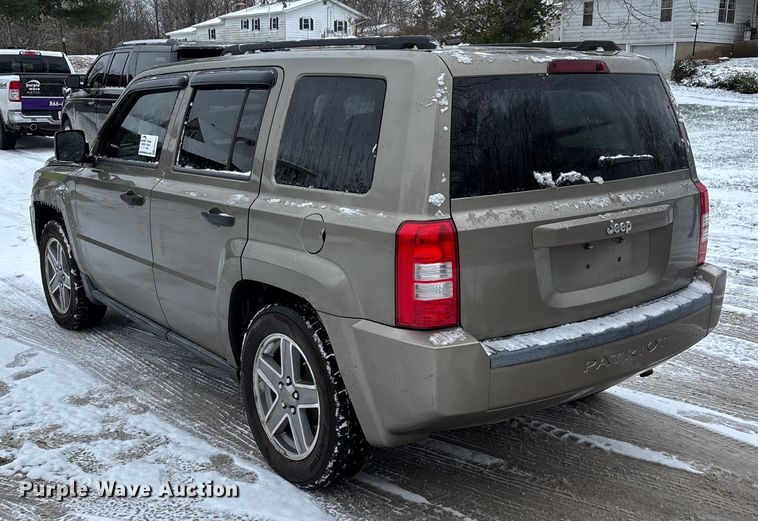 image for item ED2422 2008 Jeep Patriot SUV