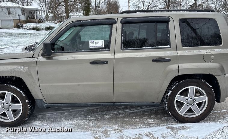 image for item ED2422 2008 Jeep Patriot SUV