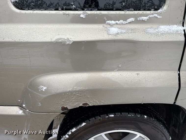 image for item ED2422 2008 Jeep Patriot SUV