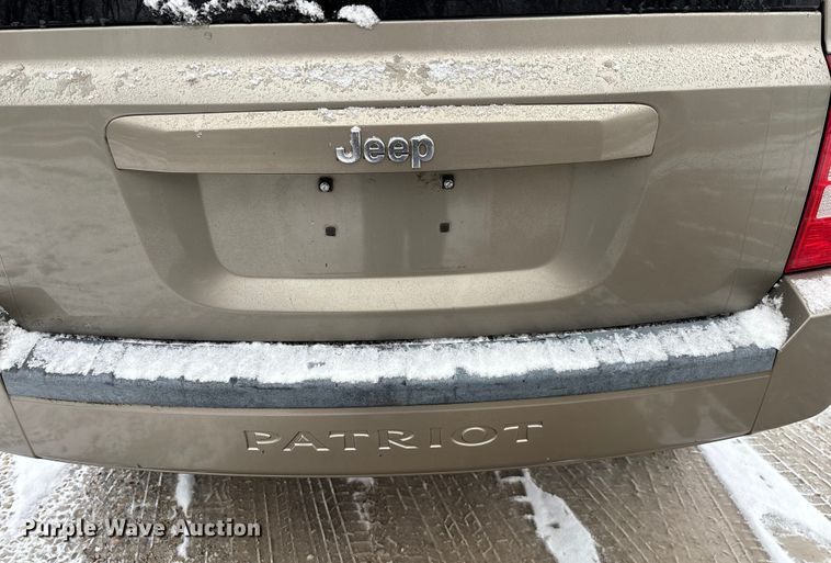 image for item ED2422 2008 Jeep Patriot SUV