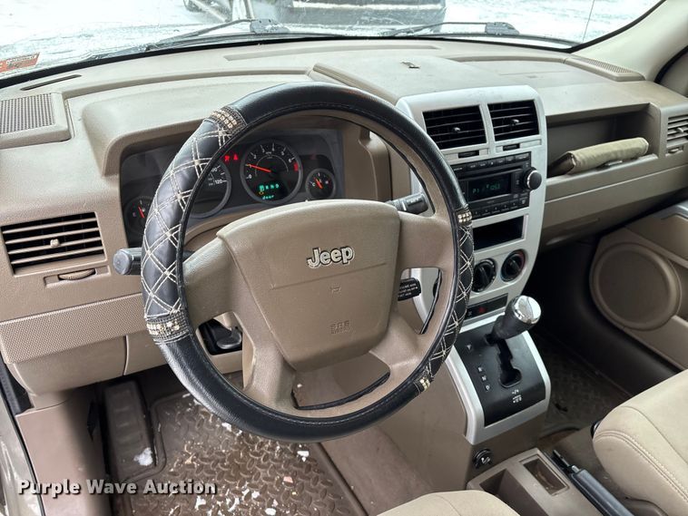 image for item ED2422 2008 Jeep Patriot SUV