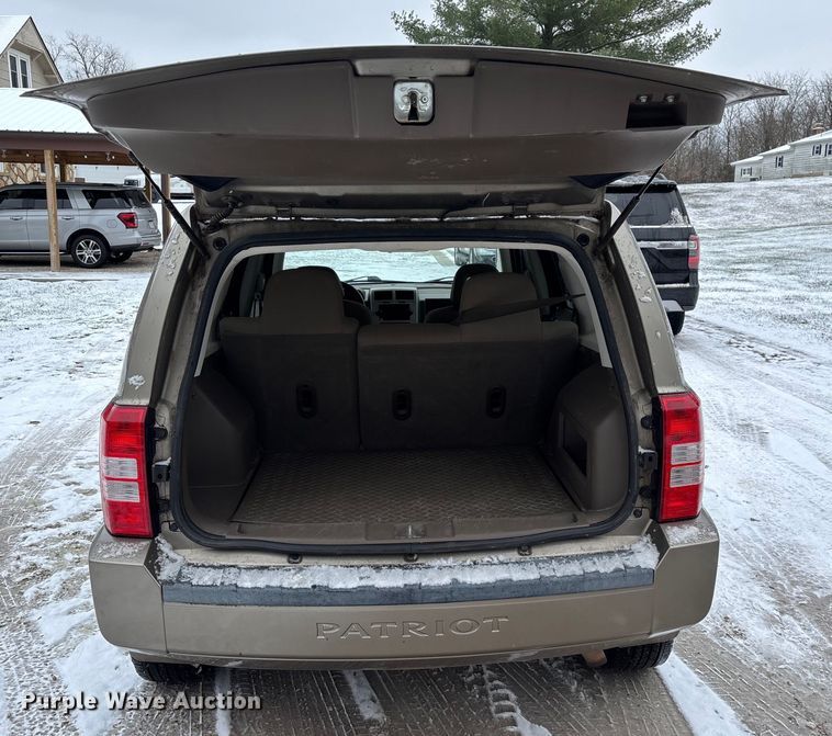 image for item ED2422 2008 Jeep Patriot SUV