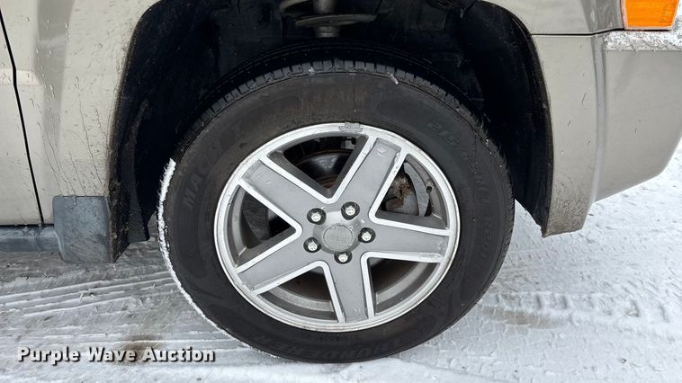 image for item ED2422 2008 Jeep Patriot SUV