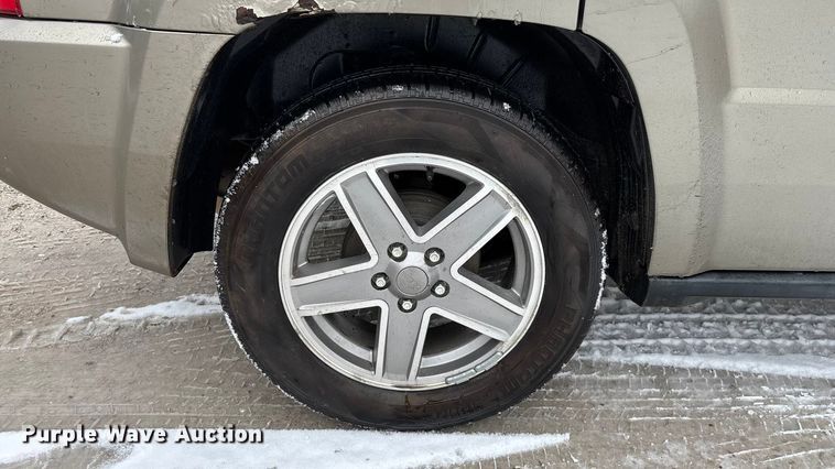 image for item ED2422 2008 Jeep Patriot SUV