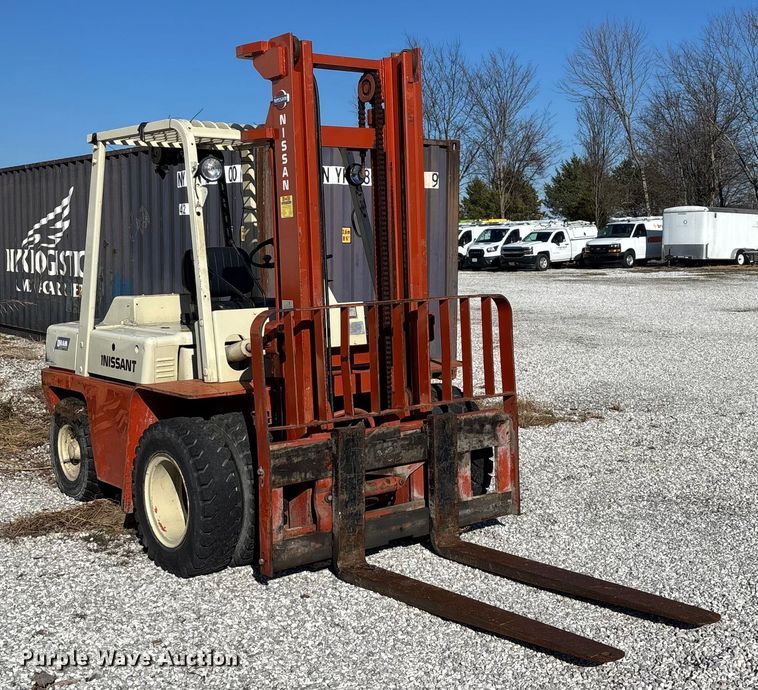 image for item ED2423 Datsun UF03A35V forklift