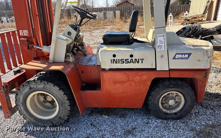 image for item ED2423 Datsun UF03A35V forklift