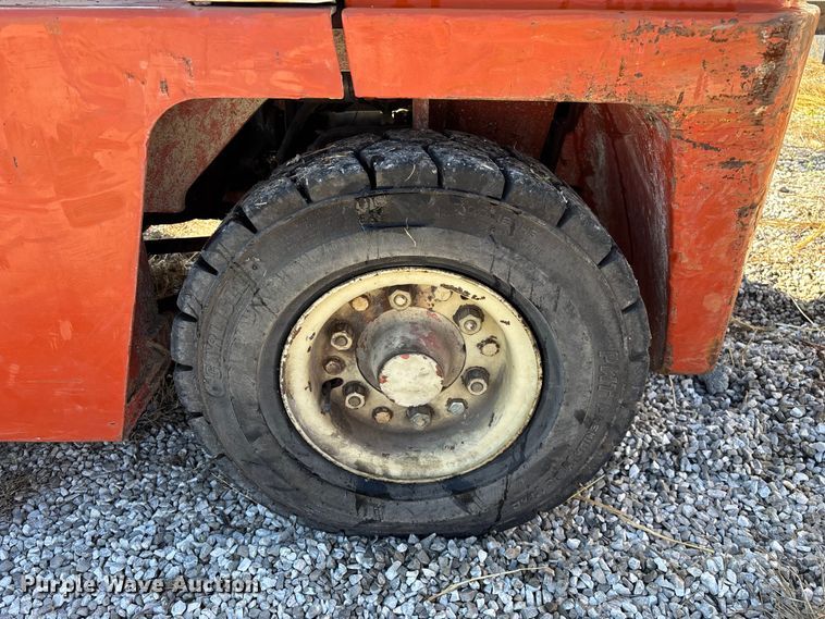 image for item ED2423 Datsun UF03A35V forklift