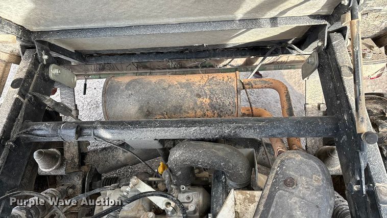 image for item ED2425 2017 Kawasaki Mule 4010 utility vehicle